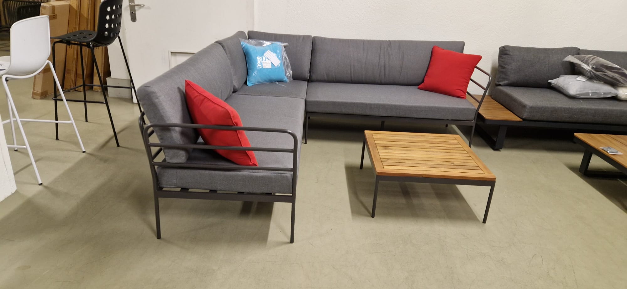 Sofa, Ecksofa, Grau, Kissen, Holztisch