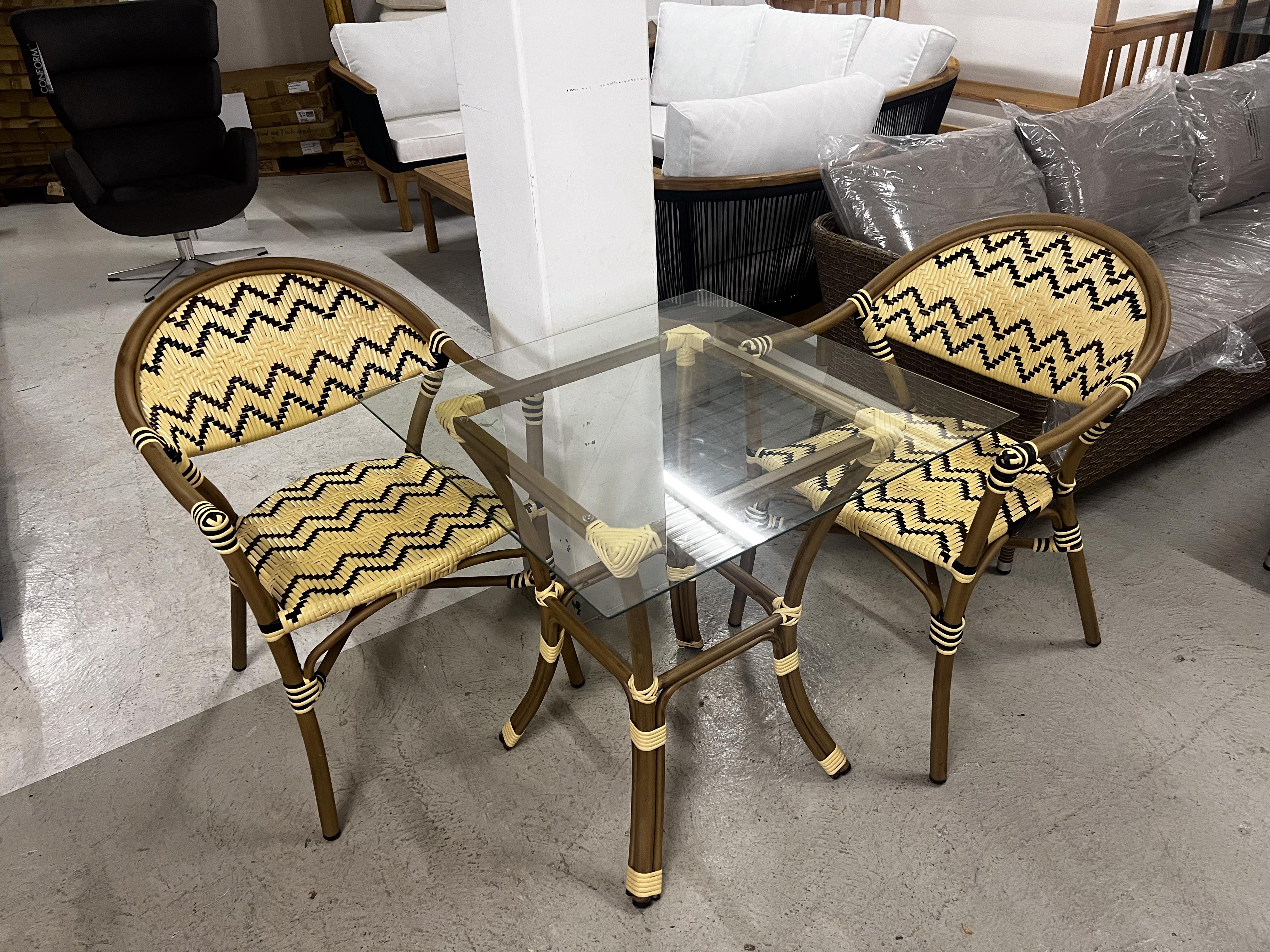 Esstisch-Set, Glasplatte, Rattan, Stuhl, 4-teiliges Set