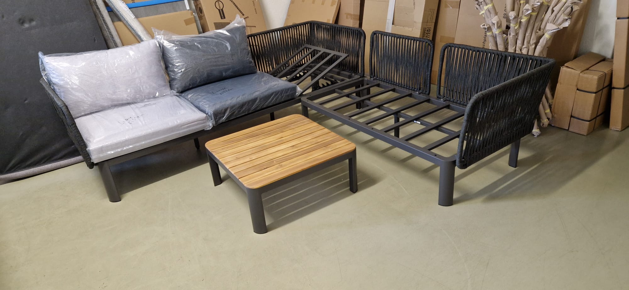 gartenmöbel, sofa-lounge, tisch-laminat, pouf-tisch, holz-tisch-top